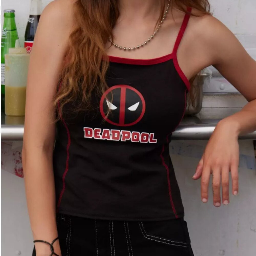 Her Universe Marvel Deadpool & Wolverine Deadpool Logo Girls Crop Cami